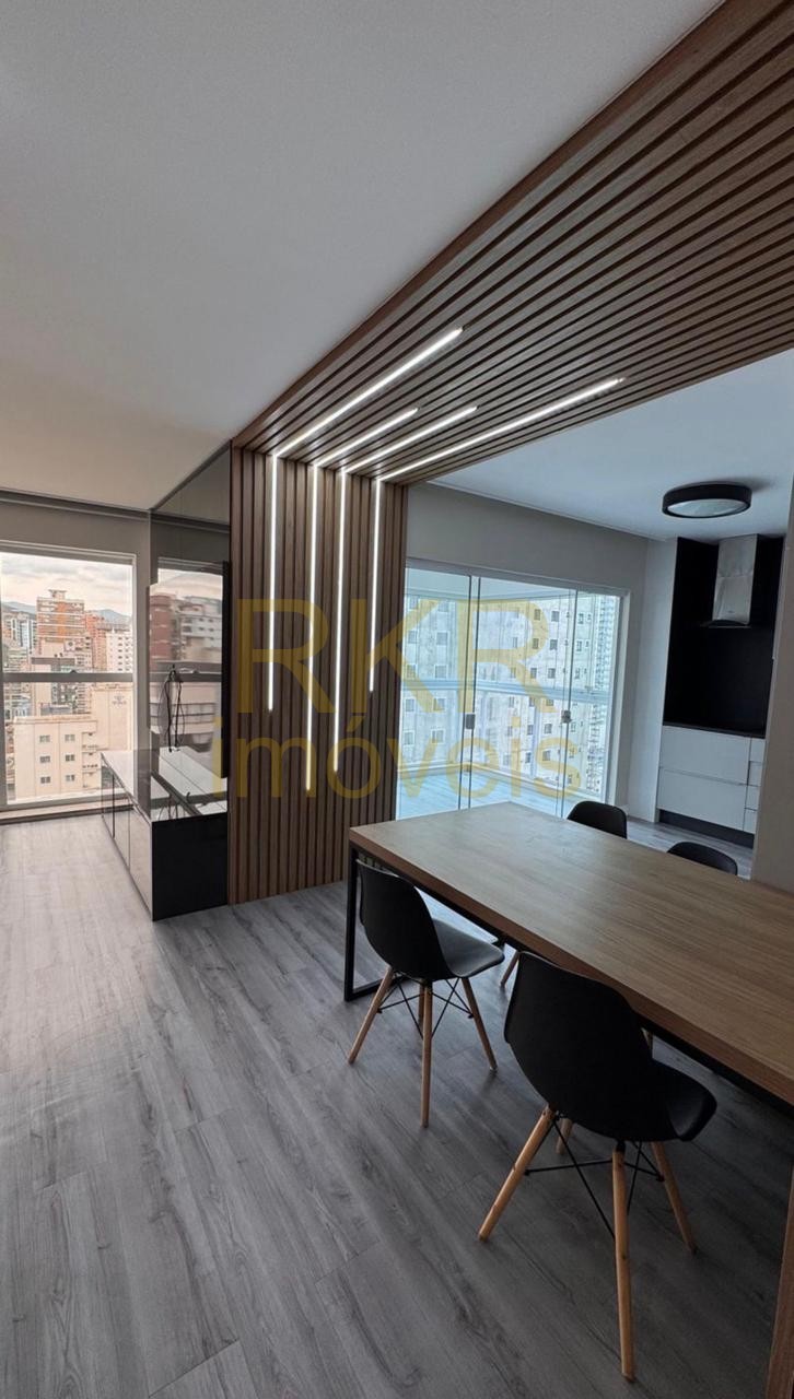 Apartamento 3 suítes para Venda no bairro Meia Praia em Itapema