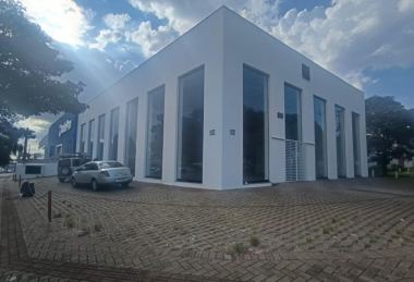 Imóvel Comercial para Locação Anual no bairro Amaro em Londrina