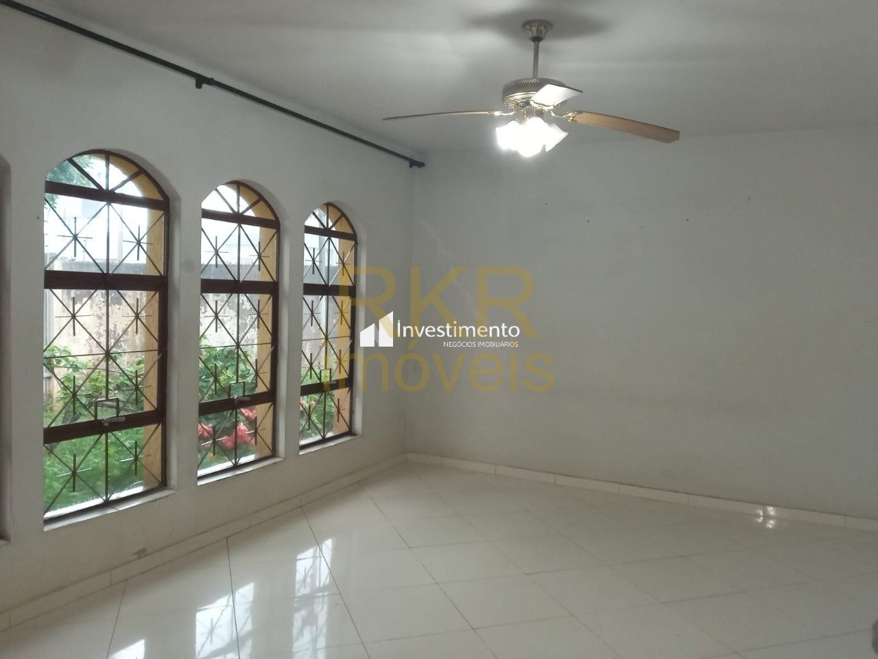 Casa 3 quartos para Venda no bairro Franca em Londrina