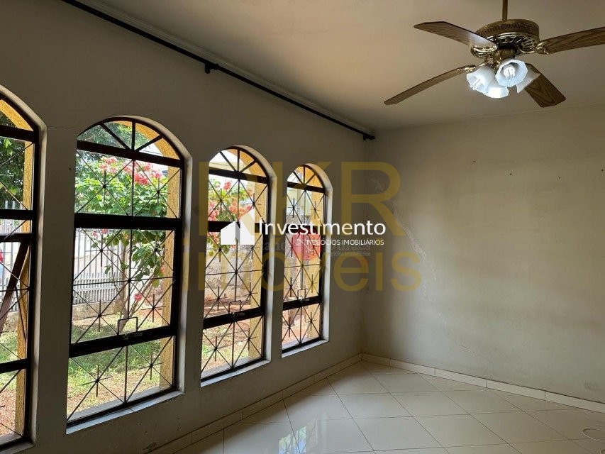 Casa 3 quartos para Venda no bairro Franca em Londrina