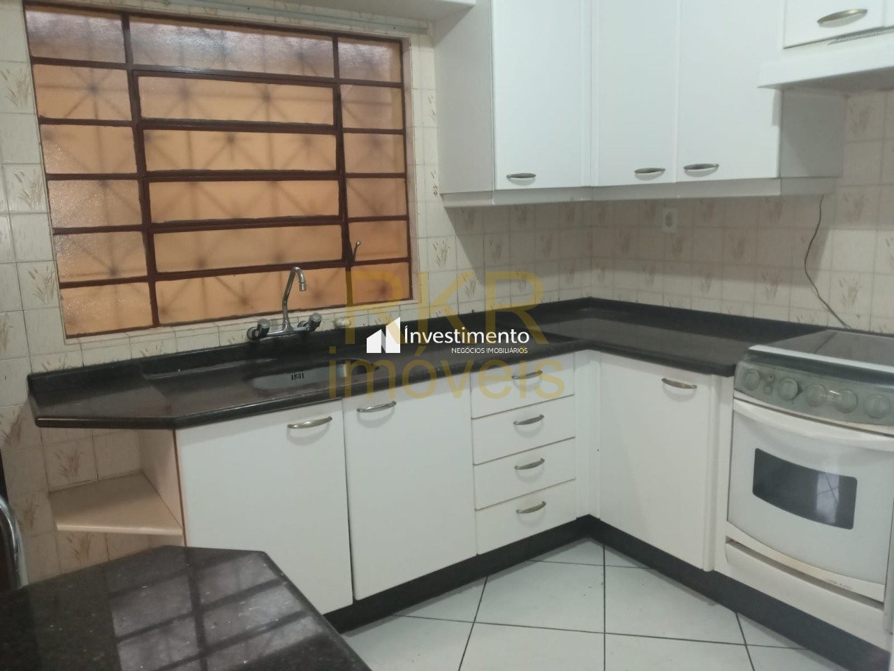 Casa 3 quartos para Venda no bairro Franca em Londrina