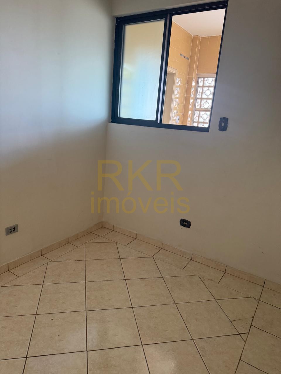 Apartamento 3 quartos para Venda no bairro Centro em Londrina