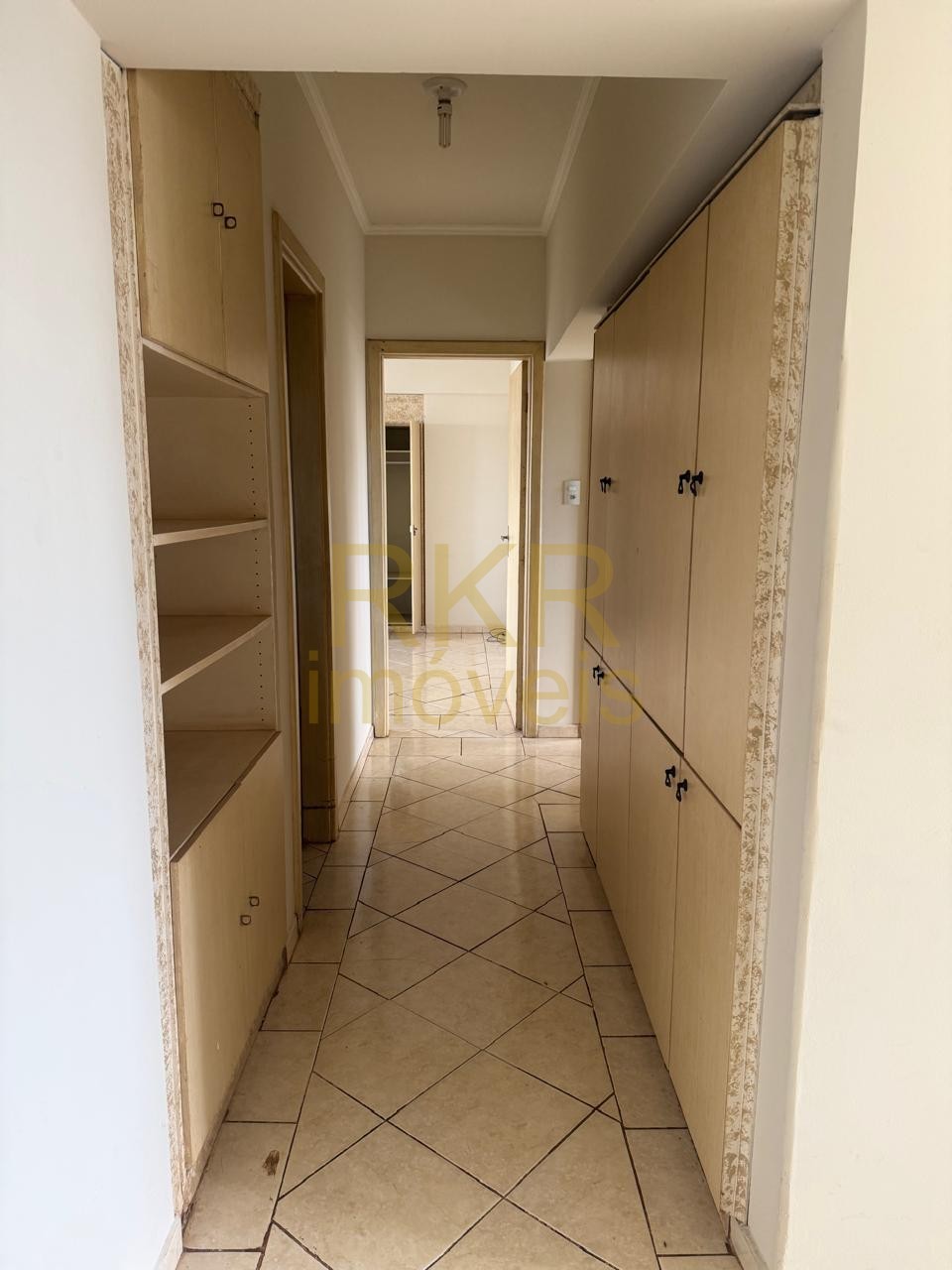 Apartamento 3 quartos para Venda no bairro Centro em Londrina