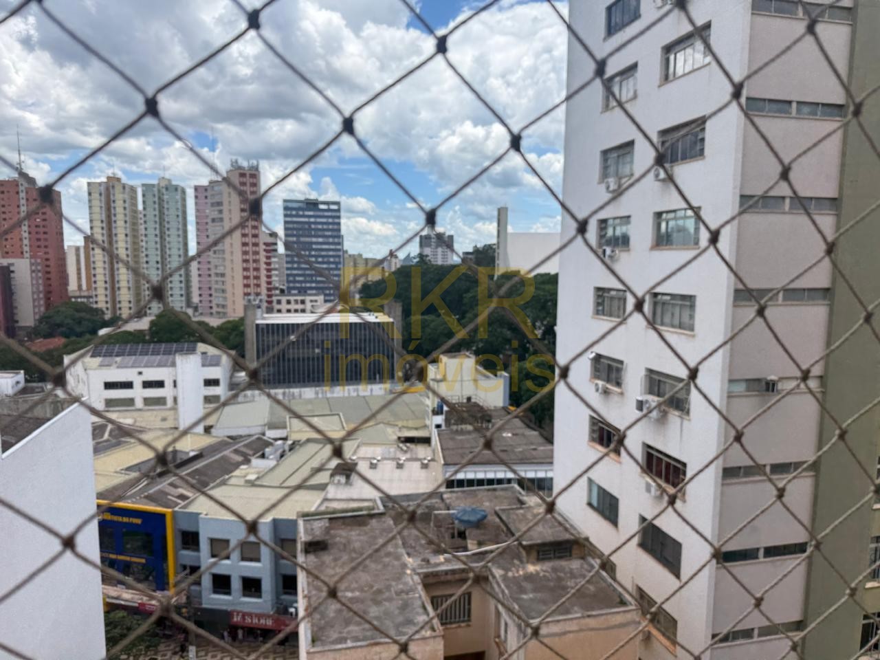 Apartamento 3 quartos para Venda no bairro Centro em Londrina