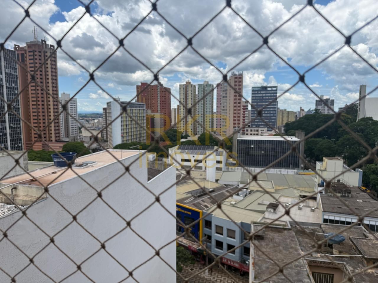 Apartamento 3 quartos para Venda no bairro Centro em Londrina