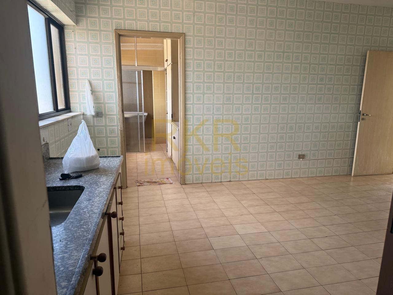 Apartamento 3 quartos para Venda no bairro Centro em Londrina