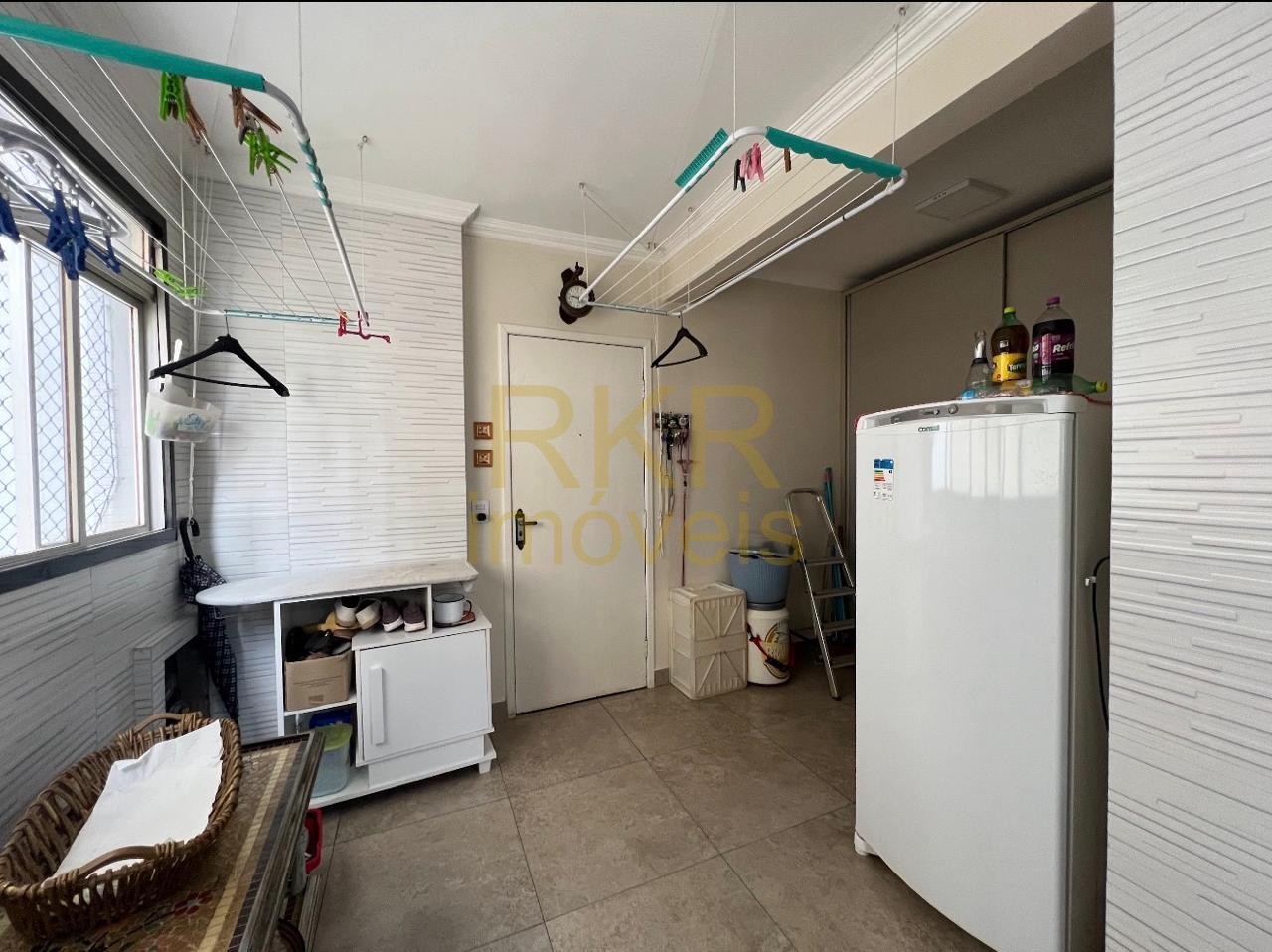 Apartamento 2 quartos para Venda no bairro Centro em Londrina