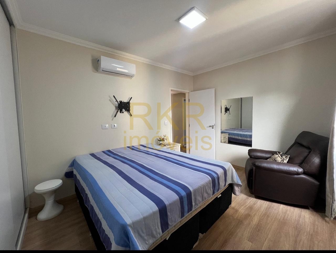 Apartamento 2 quartos para Venda no bairro Centro em Londrina