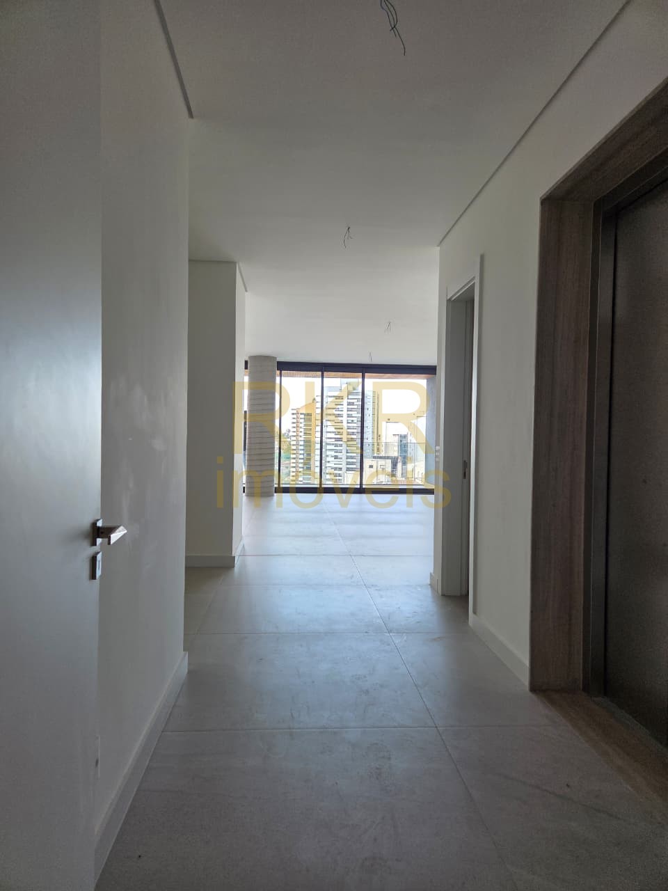 Apartamento 4 quartos para Venda no bairro Gleba Fazenda Palhano em Londrina