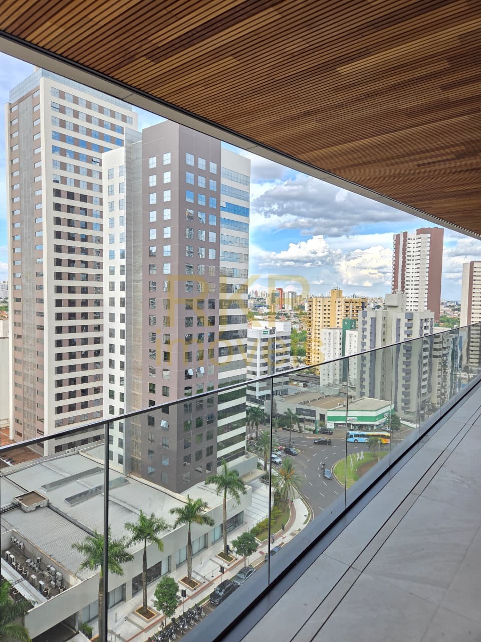 Apartamento 4 quartos para Venda no bairro Gleba Fazenda Palhano em Londrina